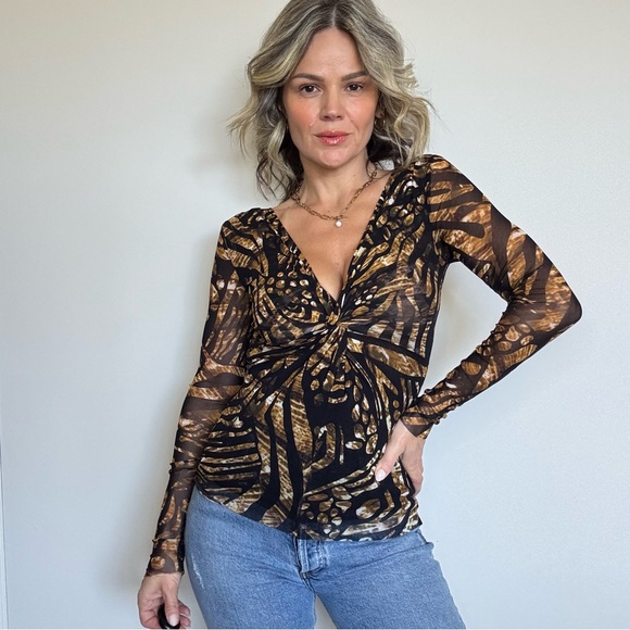 Fuzzi Print Top - Picture 3 of 11